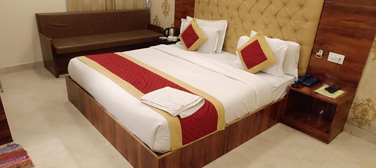 A One Hotels By Ventus Hotels & Resorts- Delhi Airport 新德里 外观 照片